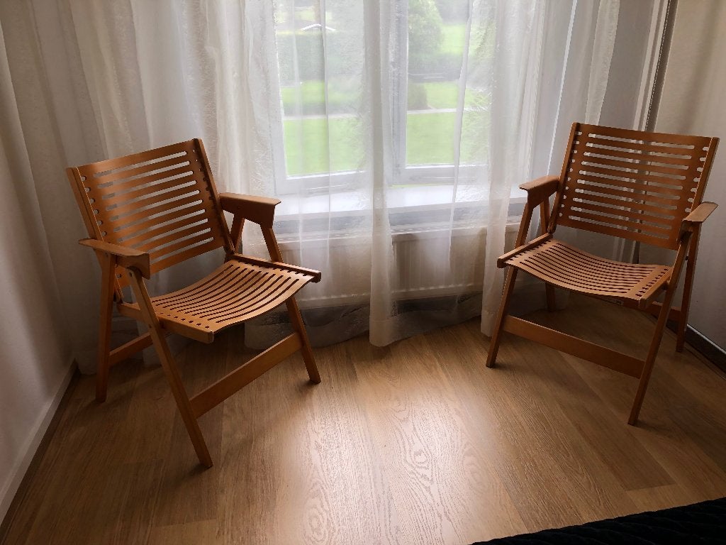 2 houten klapstoelen vh merk Rex, Ophalen