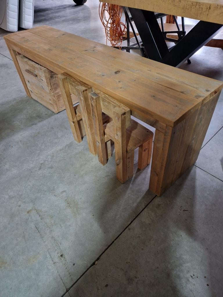 Leuke tafel of bankje met 2 kinderstoeltjes, Ophalen