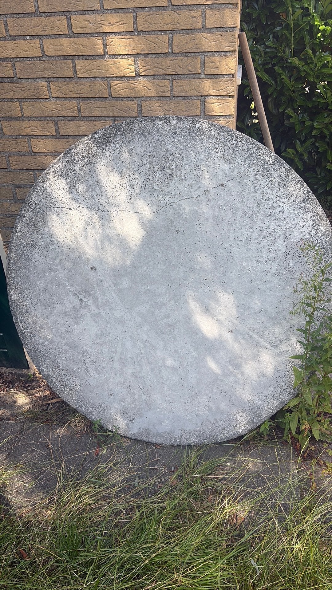 Grote ronde betonnen plaat, Ophalen, Zo goed als nieuw, Rond, Overige materialen