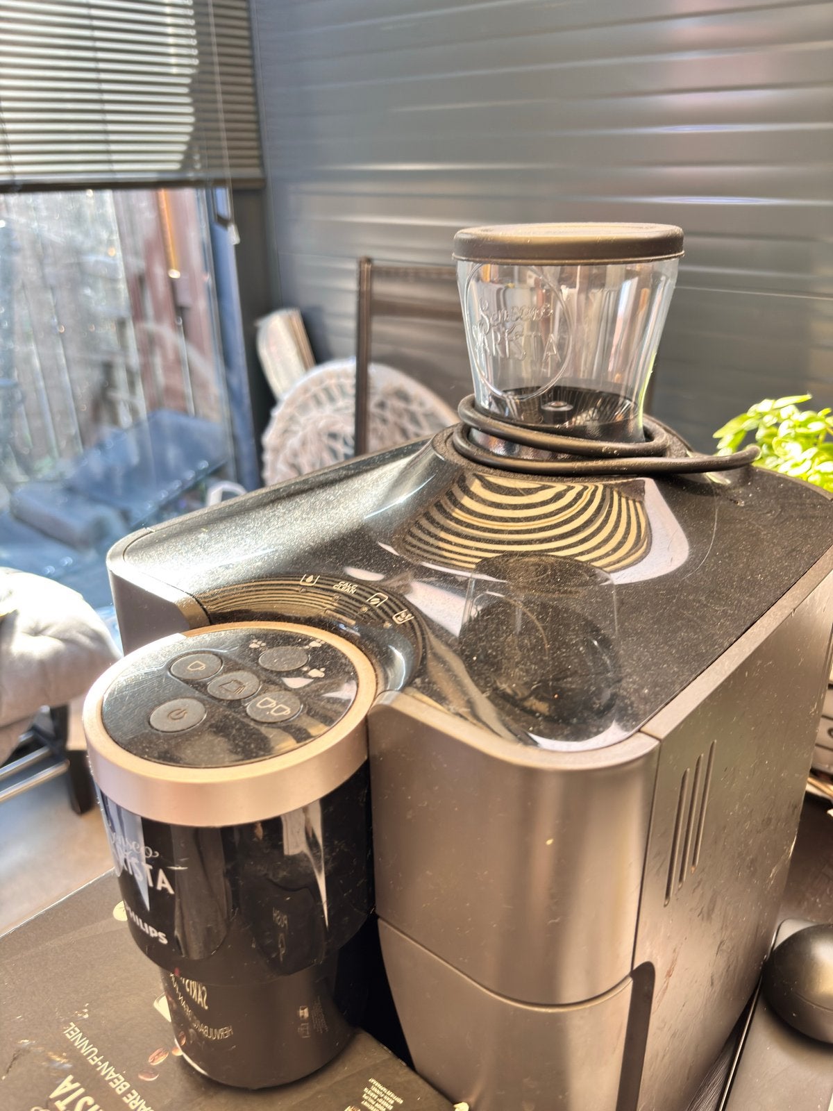 Sarista koffie apparaat, Afneembaar waterreservoir, 10 kopjes of meer, Koffiemachine, Nieuw