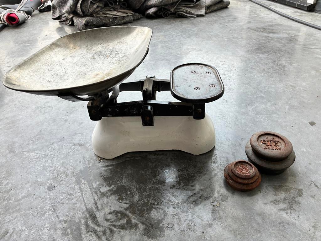 Antieke Weegschaal met Gewichten - Decoratief en Functioneel, Ophalen of Verzenden, Gebruikt, Overige typen, Minder dan 50 kg