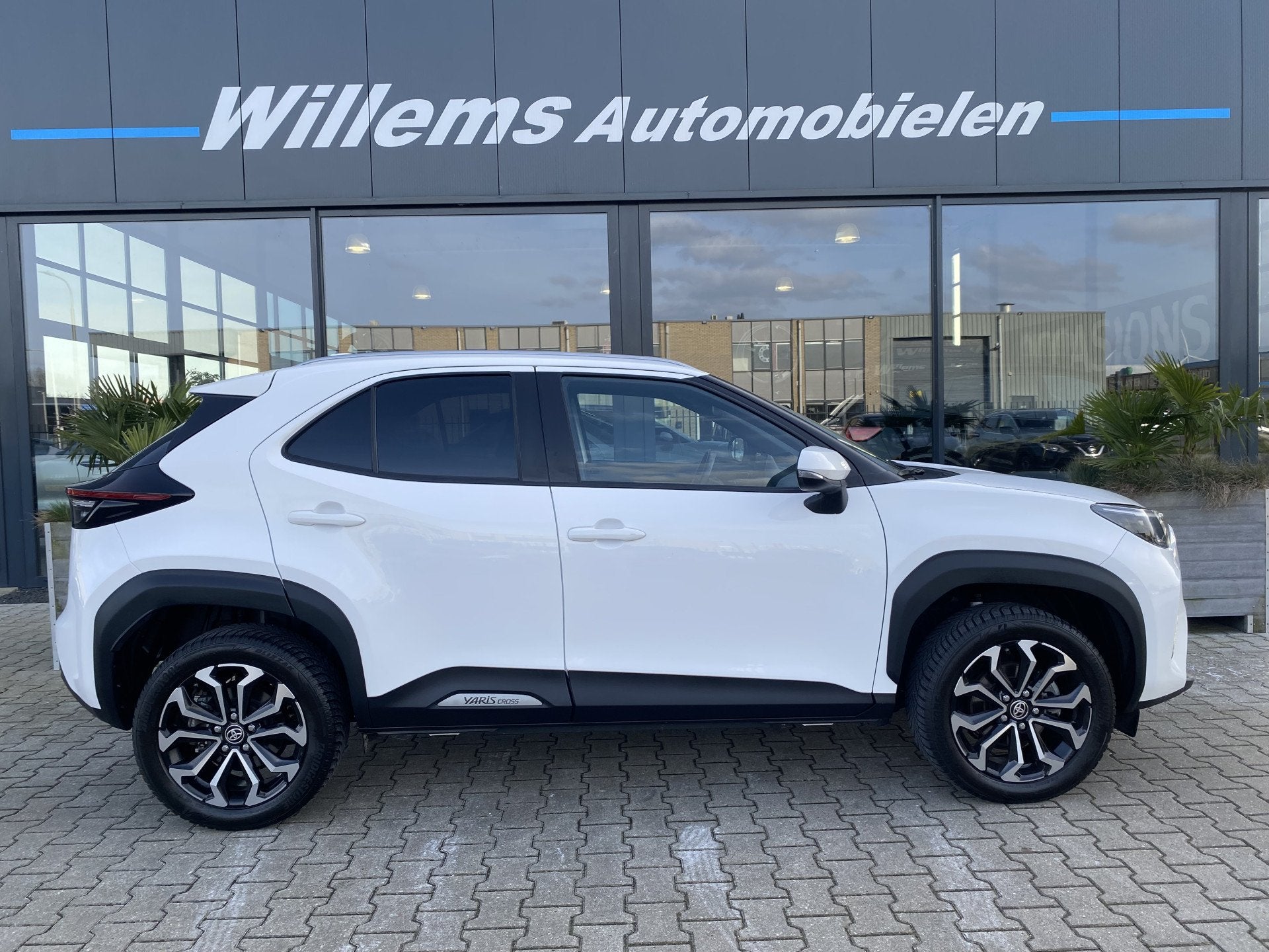 Toyota Yaris Cross 1.5 Hybrid AWD Adaptive Cruise Control, A, Auto's, Automaat, Parkeersensor, Stof, Gebruikt