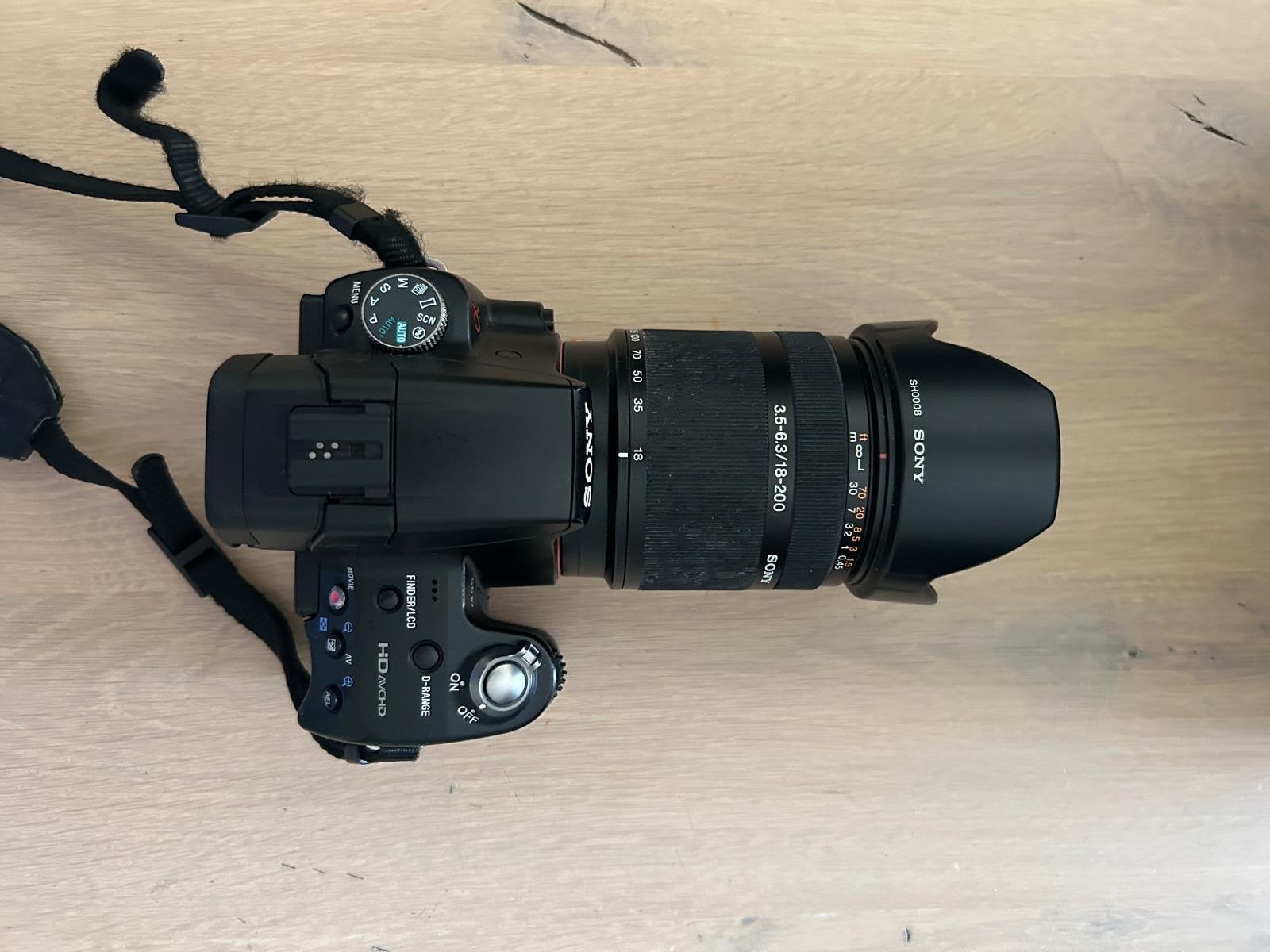 Sony Alpha A55 spiegelreflexcamera met 2 lenzen en accessoir, Ophalen, Gebruikt, Spiegelreflex, Beeldstabilisatie