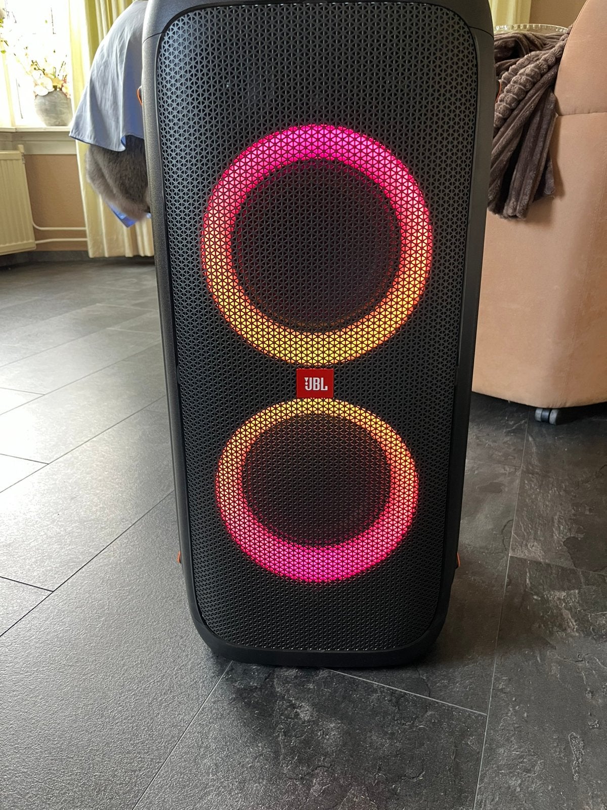 JBL partybox 310, Ophalen, JBL, Zo goed als nieuw, 120 watt of meer