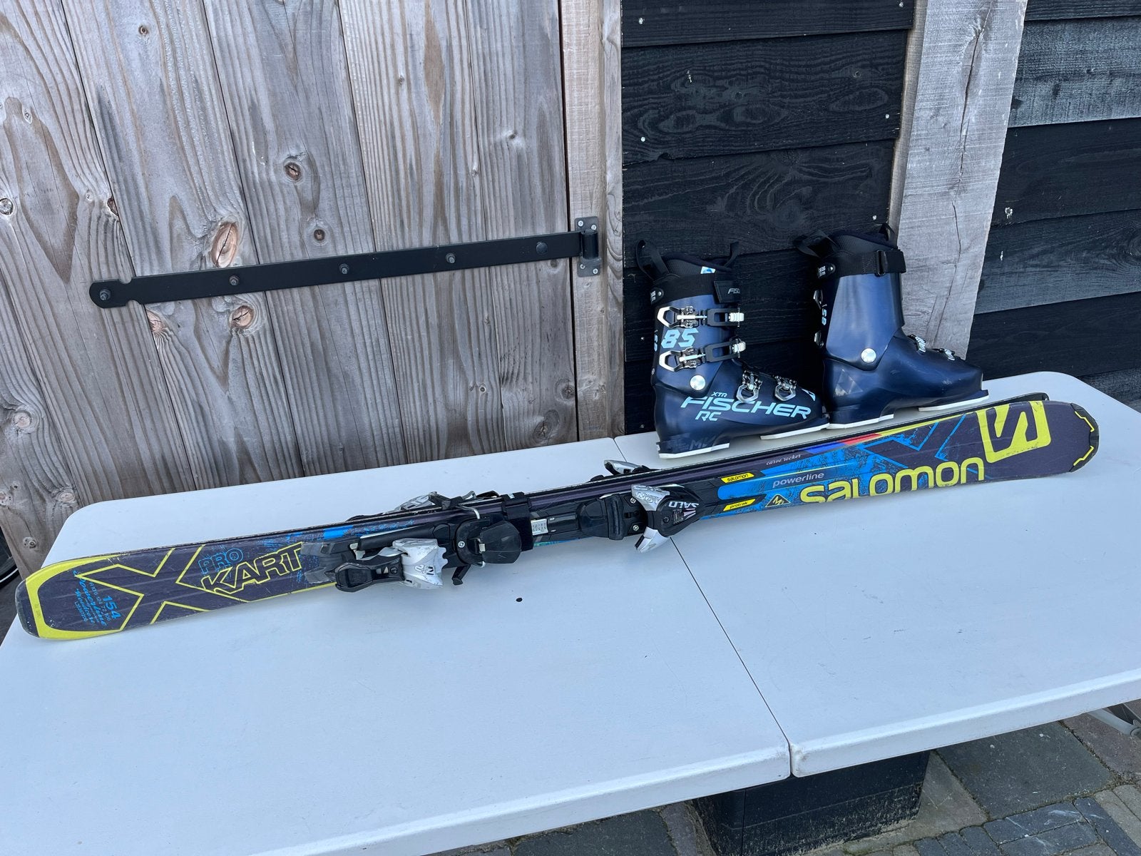 Salomon ski's met Fischer skischoenen - 154 cm, Ophalen, 140 tot 160 cm, Gebruikt, Salomon