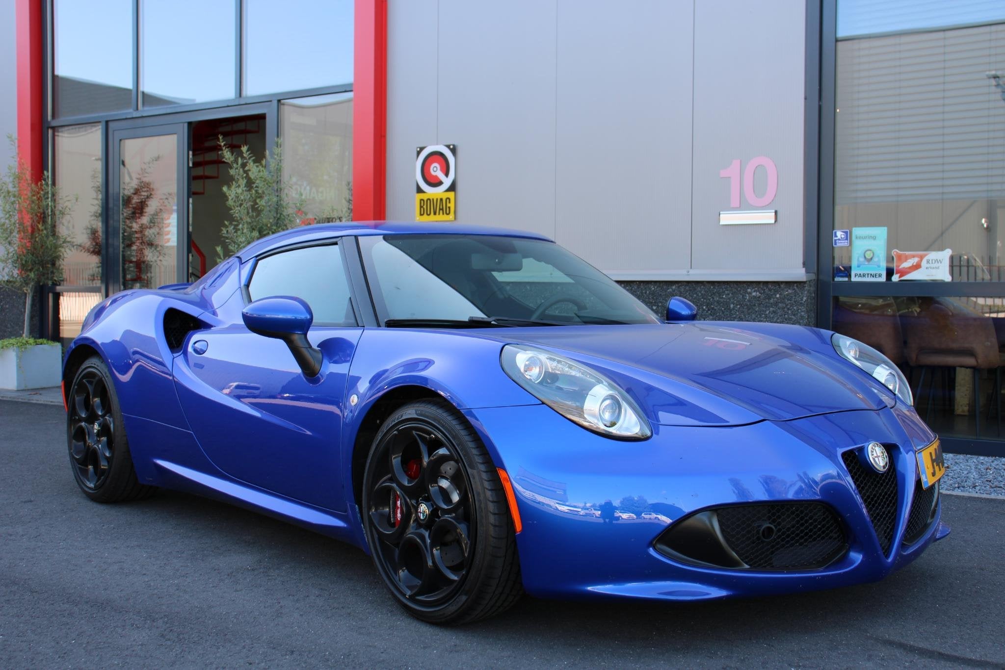 Alfa Romeo 4C 1750TBI TCT 19DKM, AIRCO, CRUISE CONTROL, 2017, Automaat, Gebruikt, 4 cilinders, Blauw