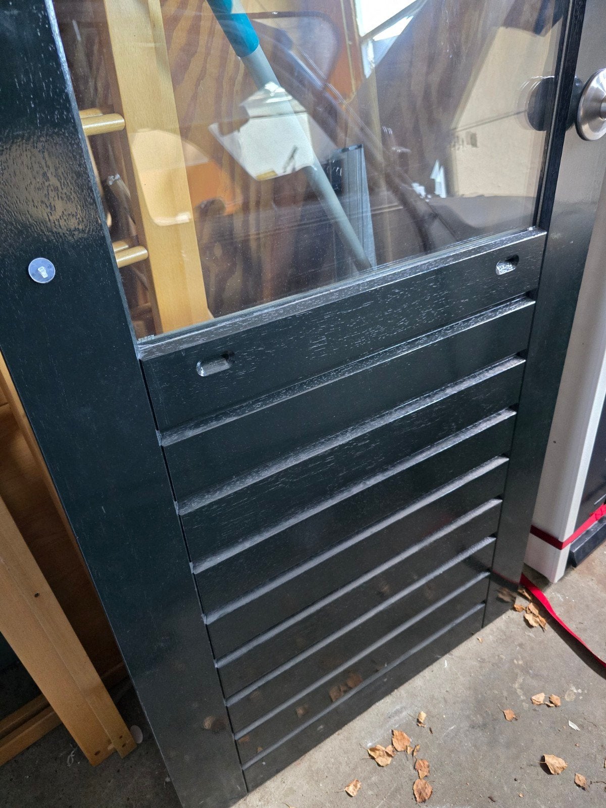 Zwarte buitendeur hardhout  met glas en lamel., Doe-het-zelf en Verbouw, Gebruikt, 80 tot 100 cm, Ophalen of Verzenden, Buitendeur