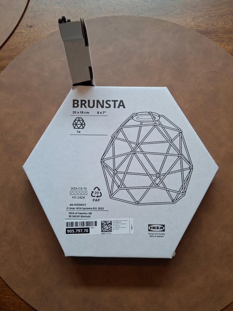 IKEA BRUNSTA lampenkap (20x18 cm en 30x35 cm) met SUNNEBY sn, Ophalen of Verzenden, Rond