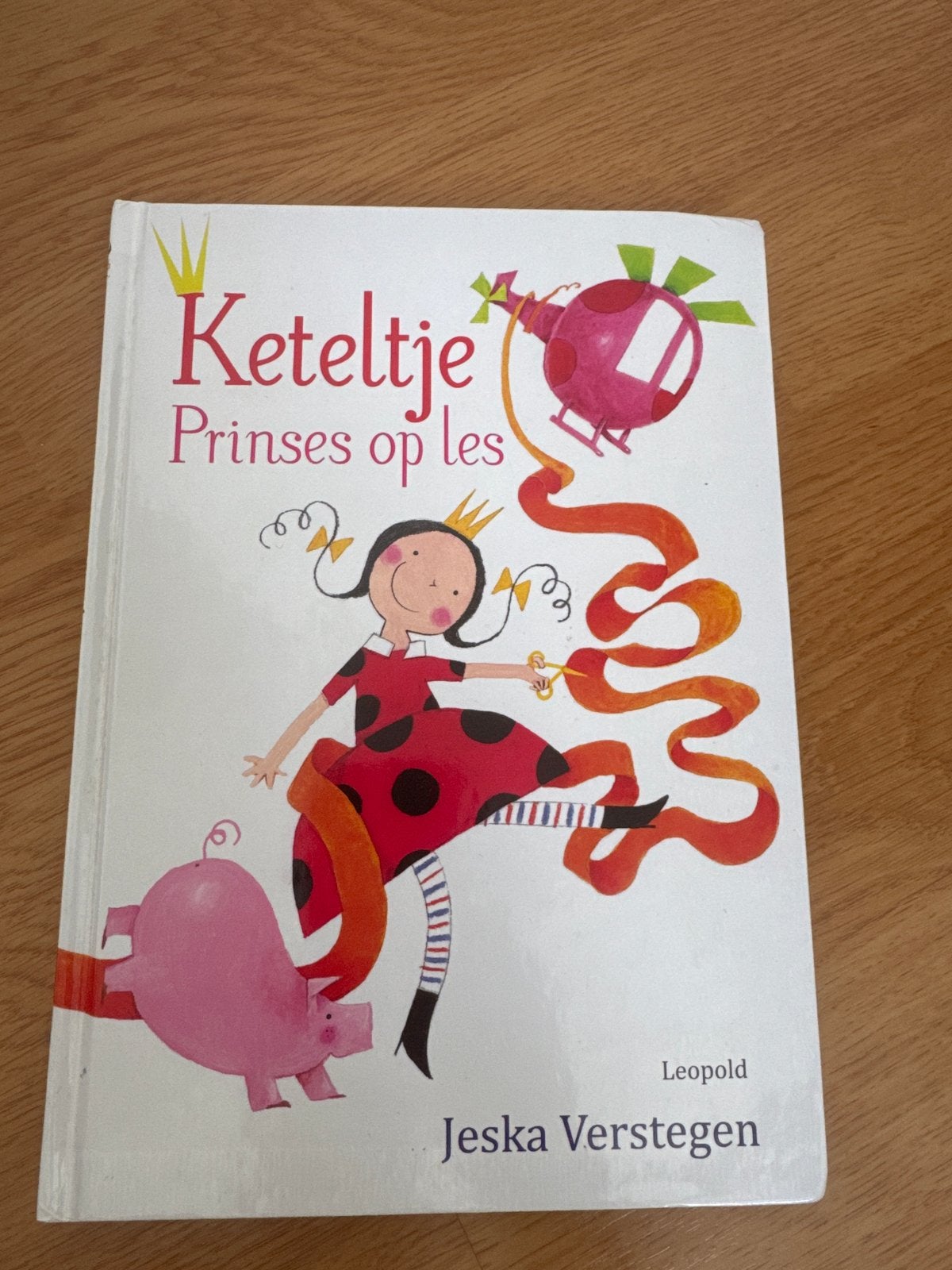 Keteltje Prinses op les - Jeska Verstegen, Boeken, Ophalen of Verzenden, Zo goed als nieuw, Sprookjes