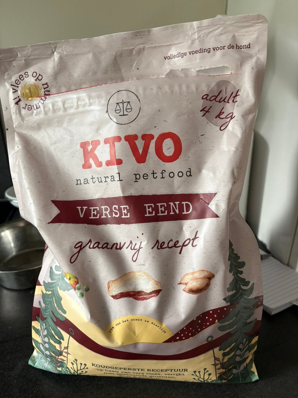 3/4 zak Kivo natural petfood eend 4 kg, Ophalen, Hond