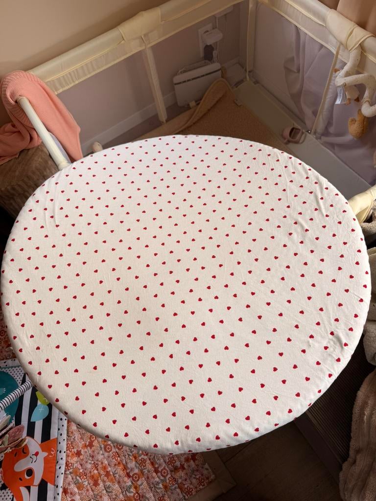 Boxmatras rond, Kinderen en Baby's, Boxen, Ophalen, Zo goed als nieuw, Rond