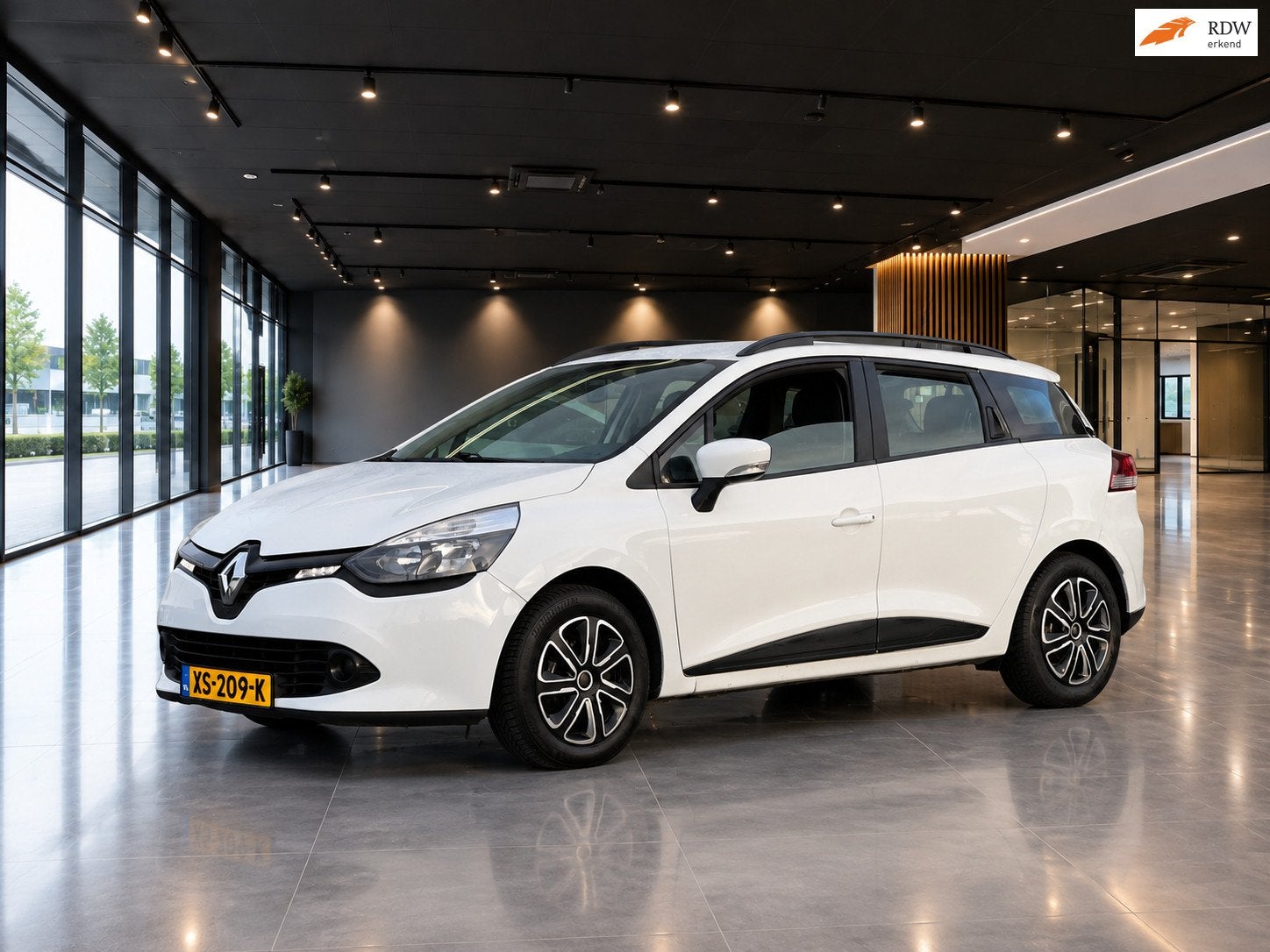 Renault Clio Estate 1.2-16V COLLECTION BJ016 165.137KM, Auto's, Voorwielaandrijving, Stof, Gebruikt, Handgeschakeld