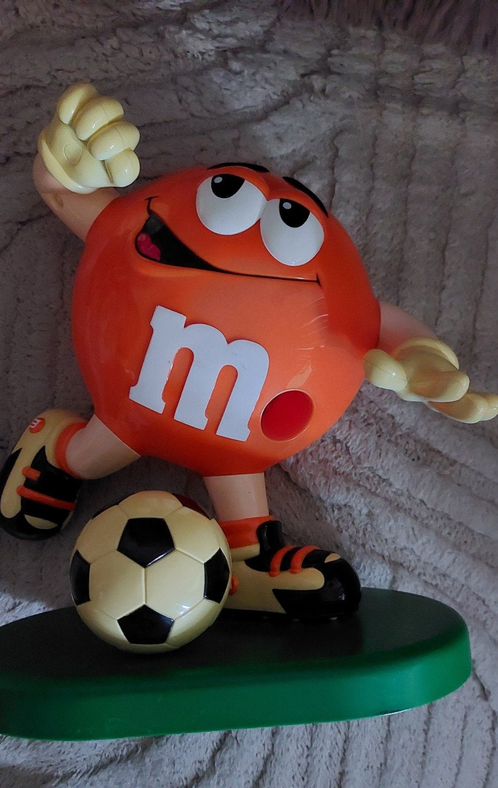 M&M's Dispenser Voetballer Oranje - Vintage Snoepautomaat, Verzamelen, Ophalen of Verzenden, Gebruikt