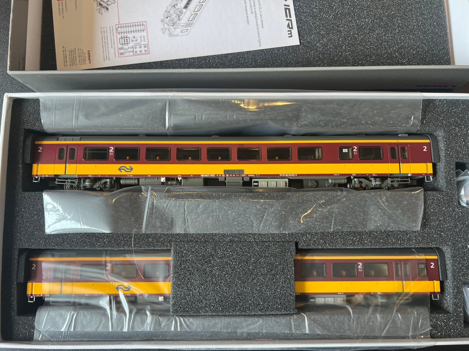 LS Models 44075 NS Benelux rijtuigen 2e KL airco set nieuw, Overige merken, Gelijkstroom, Wagon, Ophalen of Verzenden