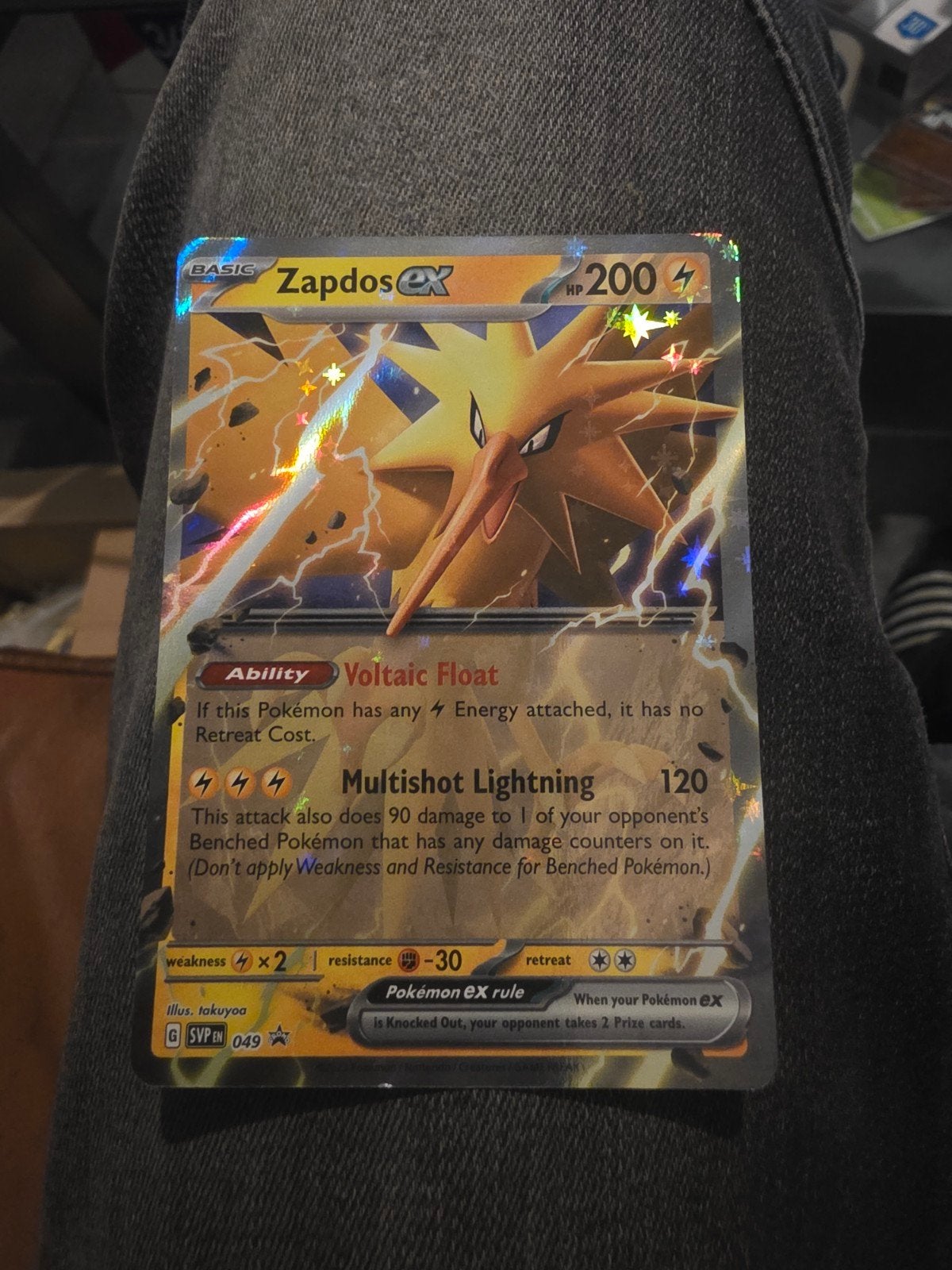 Pokémon TCG: Zapdos EX Full Art Holo (SVP EN 049), Hobby en Vrije tijd, Verzamelkaartspellen | Pokémon, Ophalen of Verzenden, Zo goed als nieuw