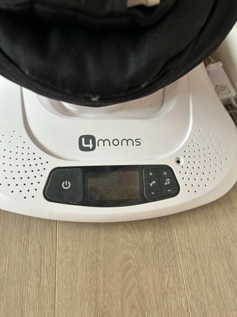 4 moms mamaroo wiegstoel, Ophalen of Verzenden, Zo goed als nieuw, Wieg