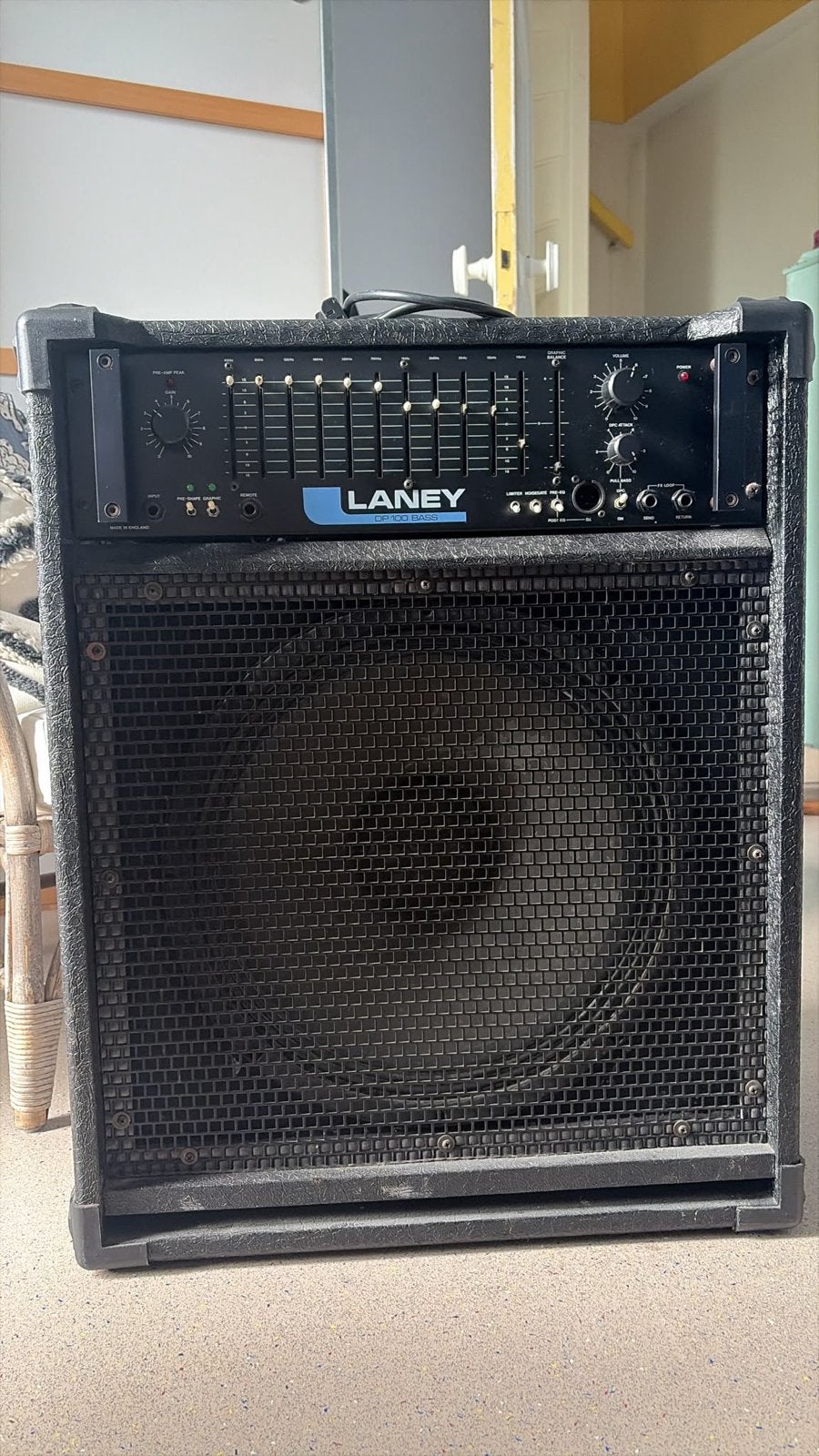 Laney DP 100 bass comboversterker, Muziek en Instrumenten, Ophalen, Gebruikt, Basgitaar, 100 watt of meer