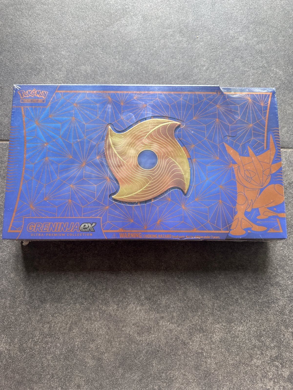 Greninja EX Ultra Premium Collection Pokémon TCG, Ophalen of Verzenden, Nieuw, Overige typen, Foil