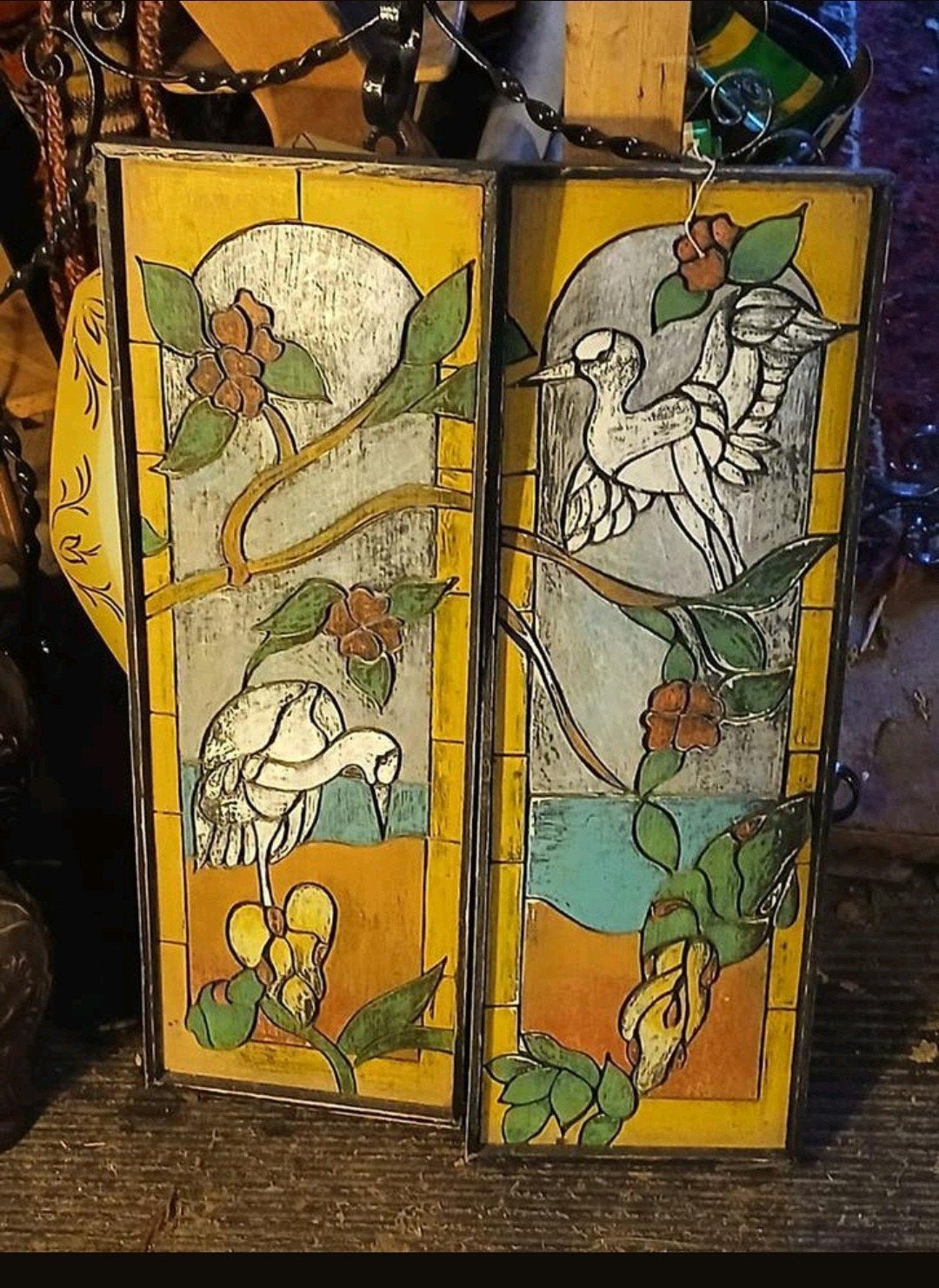 Houtsnijwerk Kraanvogels Glas in Lood Look, Antiek en Kunst, Kunst | Beelden en Houtsnijwerken, Handgemaakt, Wanddecoratie, Hout