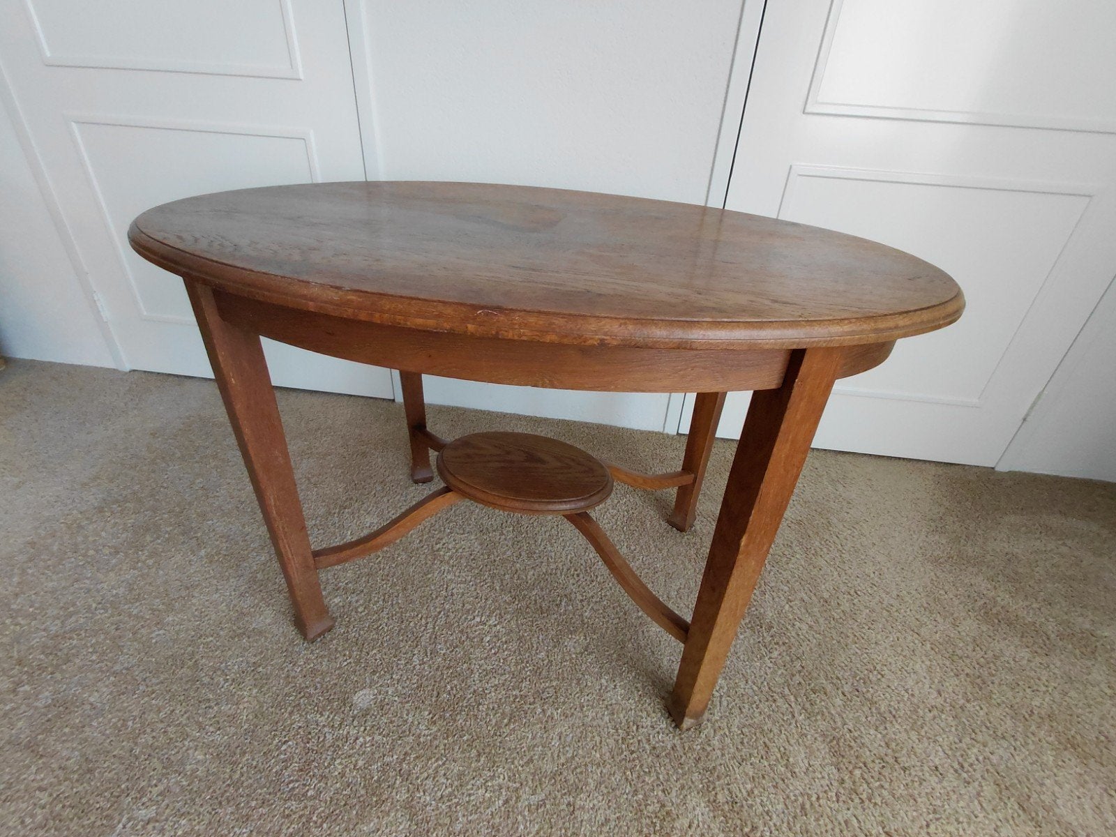 Ovale houten salontafel met extra plank, Ophalen