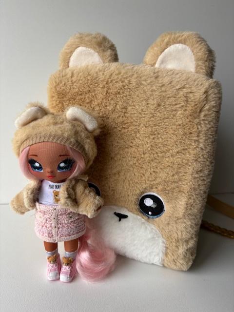 Na! Na! Na! rugtas Sarah Snuggles Nieuwstaat., Ophalen of Verzenden, Zo goed als nieuw, Overige typen