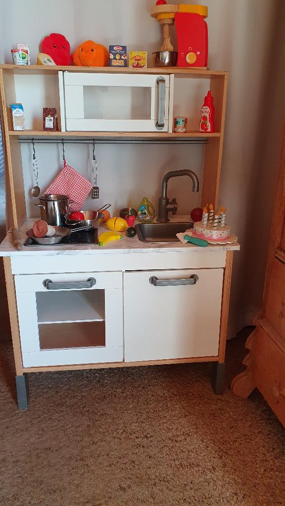 Ikea Speelkeken marmerlook, inkl. Mixer, pannen, kookgerei,, Ophalen, Zo goed als nieuw, Hout, Speelkeuken
