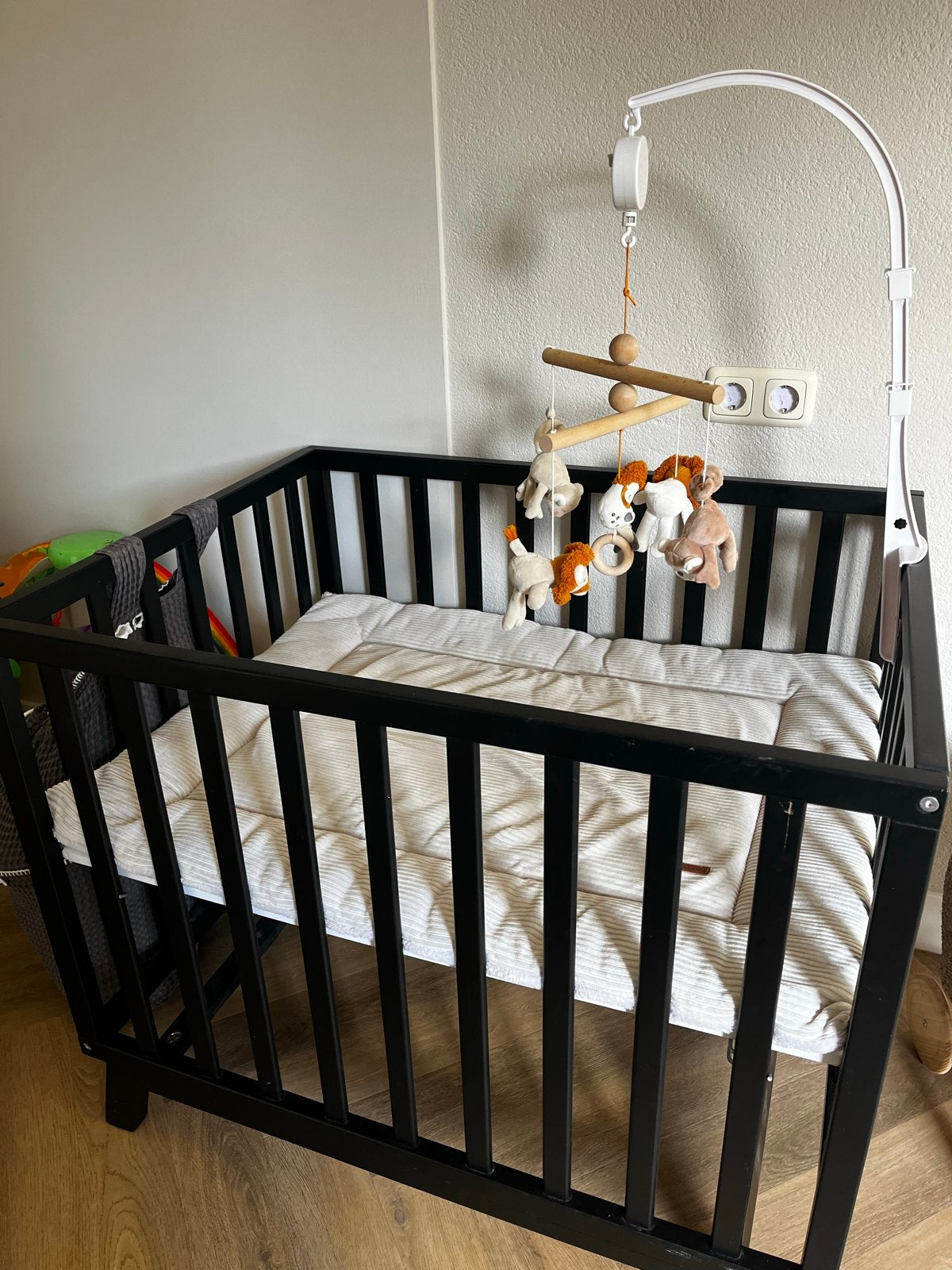 Zwarte box met boxkleed van Babys only, Kinderen en Baby's, Boxen, Ophalen, Gebruikt, Vierkant, Boxkleed