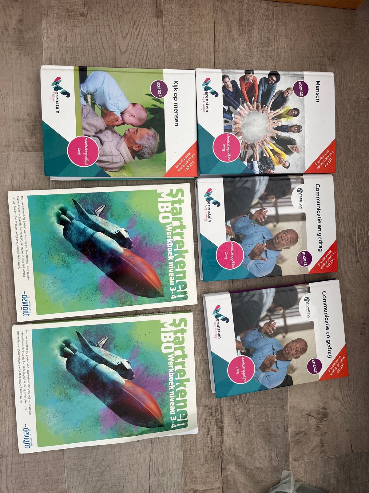 Schoolboeken MBO 3-4 Maatschappelijke Zorg, Boeken, Schoolboeken, Ophalen of Verzenden, Gelezen, Overige niveaus, Overige vakken