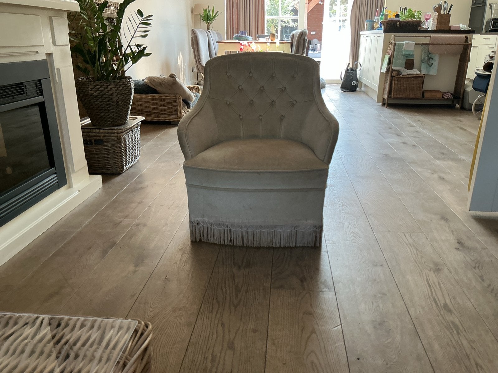 Stijlvolle fauteuil met franjes - Beige/Crème, Gebruikt, Overige kleuren, Ophalen of Verzenden, Eén