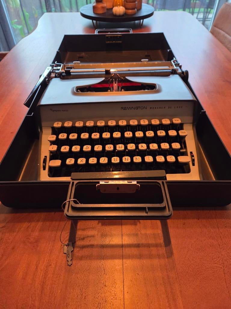 Typmachine, Ophalen