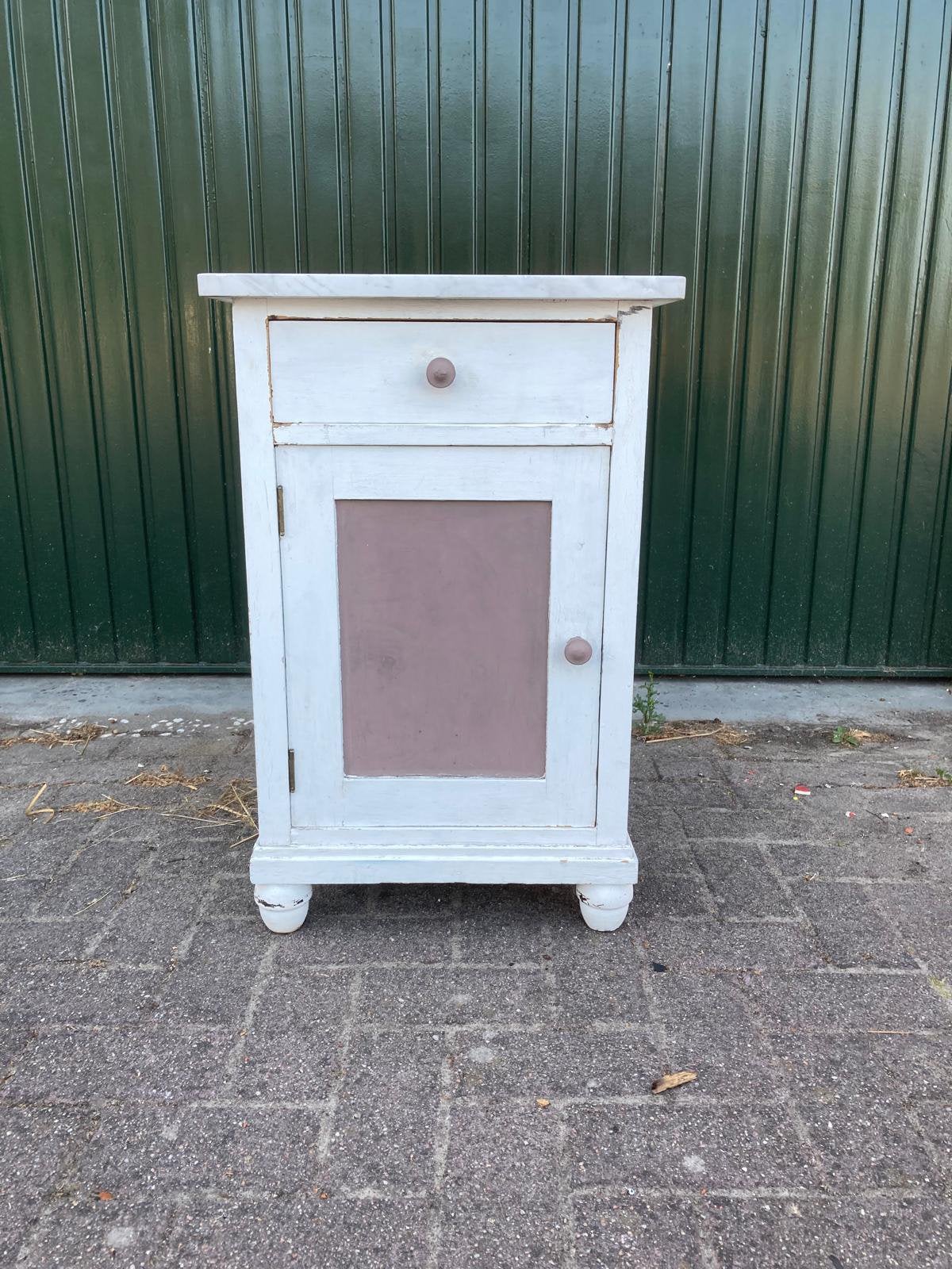 Stevig houten kastje marmeren blad, Ophalen