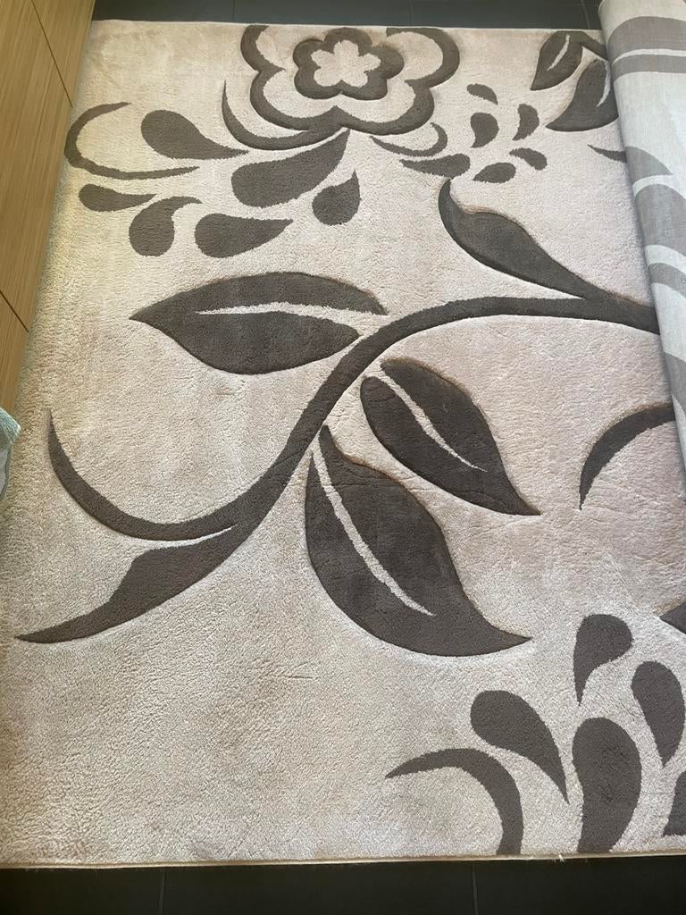 Groot vloerkleed met reliëf (bloemen) – 200x310cm – Schoon!, Beige, 200 cm of meer, Ophalen of Verzenden, Zo goed als nieuw