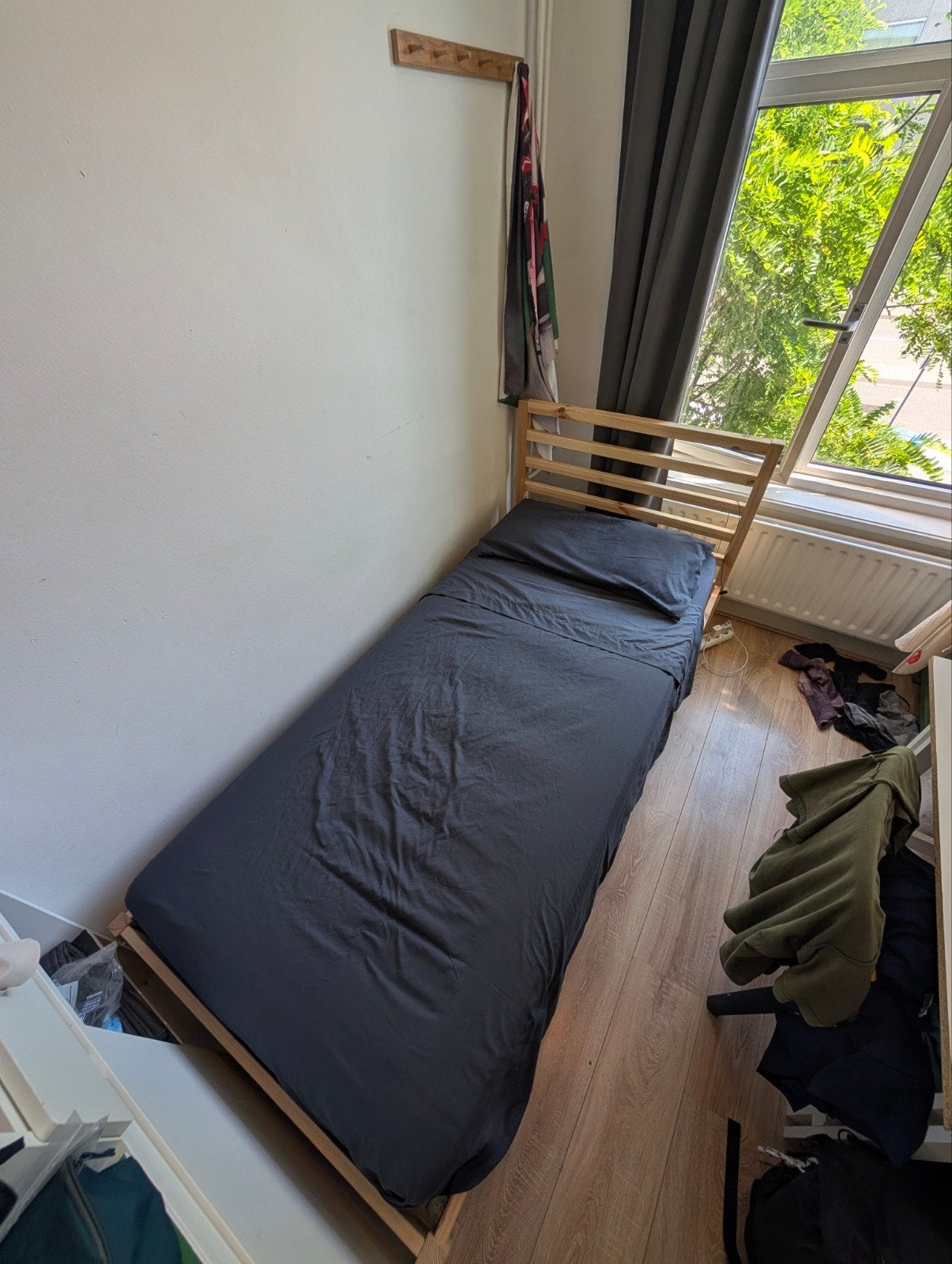 Ikea bed en matras 90x200cm - Zo goed als nieuw, 90 cm, Ophalen of Verzenden, Zo goed als nieuw, 200 cm