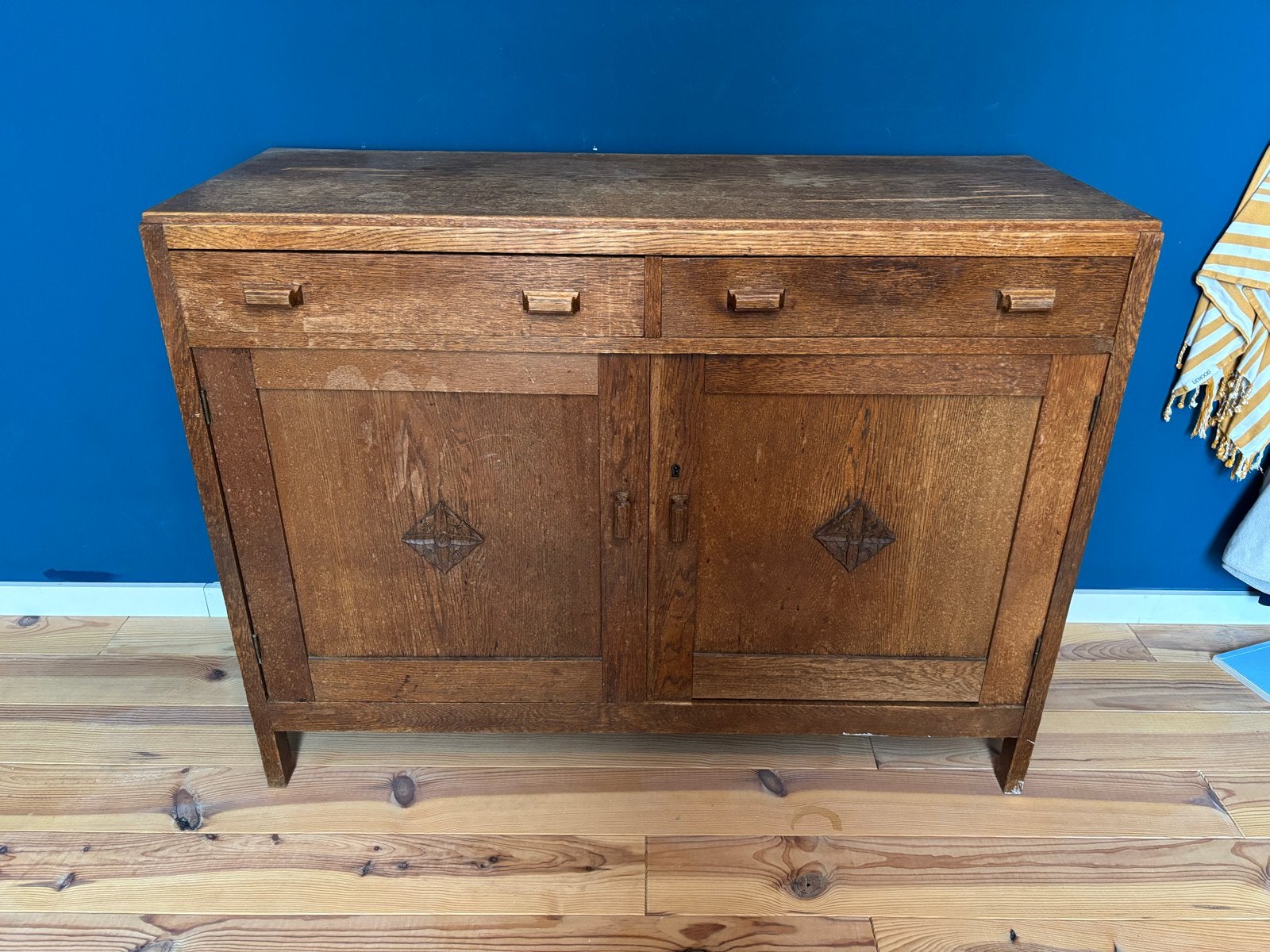 Vintage dressoir met lades en deuren, Antiek en Kunst, Antiek | Meubels | Kasten, Ophalen