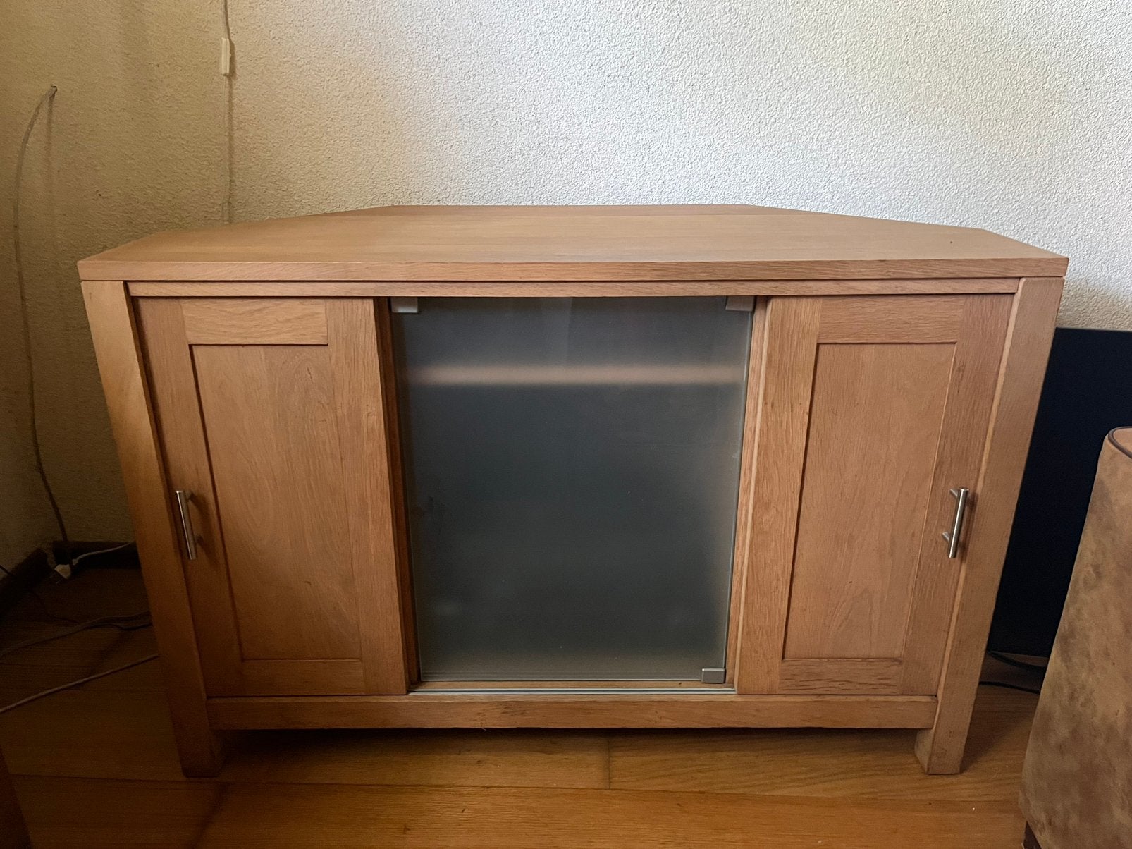 Tv kast dressoir massief geloogd blank eiken, Huis en Inrichting, Kasten | Dressoirs, Ophalen, Zo goed als nieuw, 25 tot 50 cm