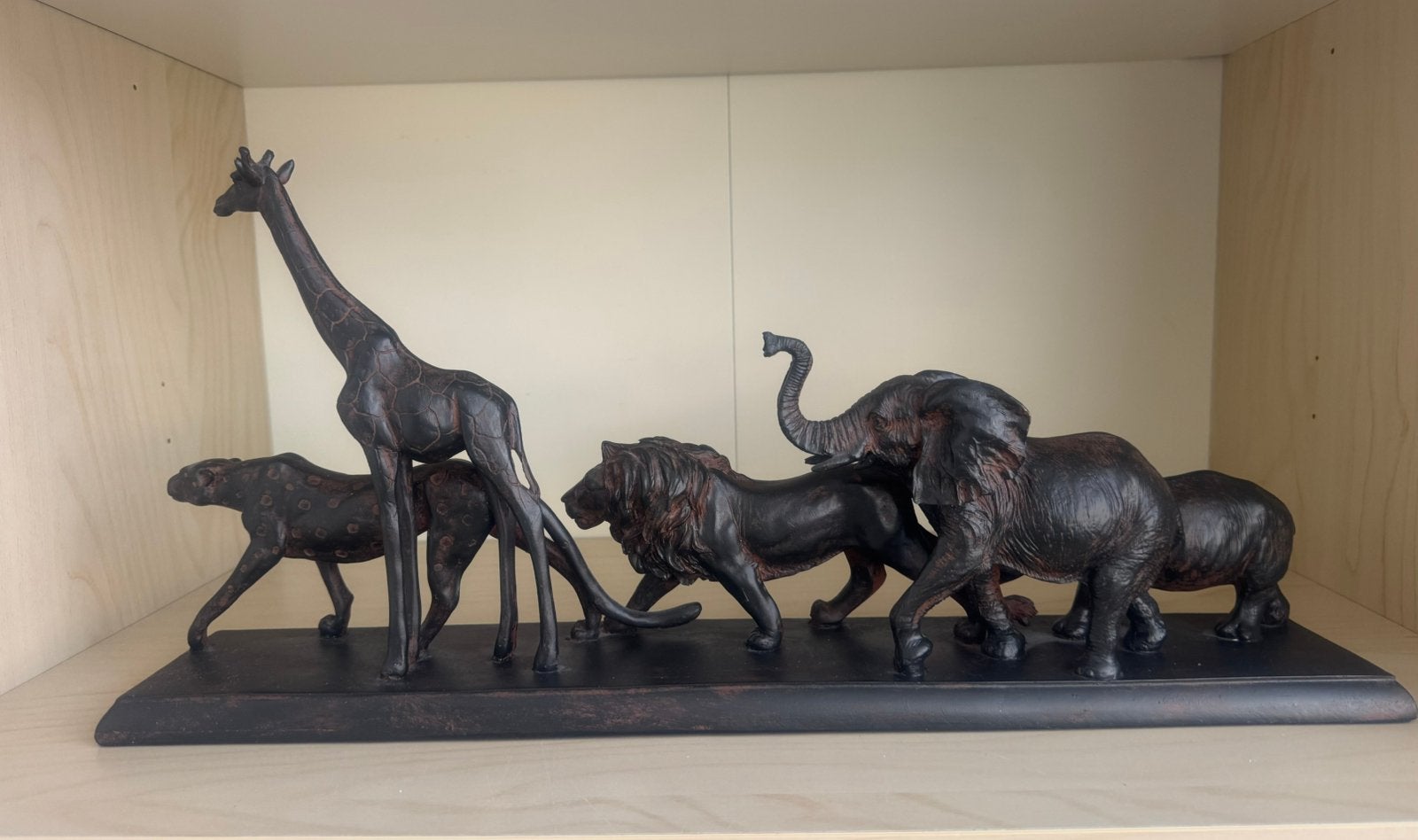 Big five beeld nieuw, Antiek en Kunst, Ophalen of Verzenden, Beeld, 20 - 50 cm, Bruin