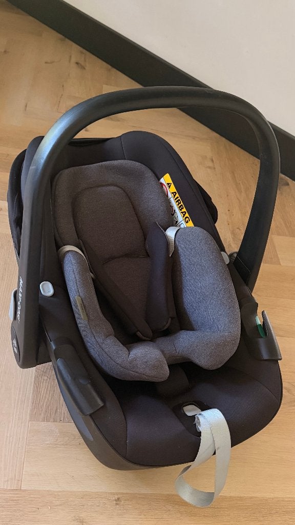 Maxi cosi pebble 360 inclusief verkleiner, Kinderen en Baby's, Autostoeltjes, Gebruikt, Ophalen of Verzenden, Isofix, 0 t/m 13 kg