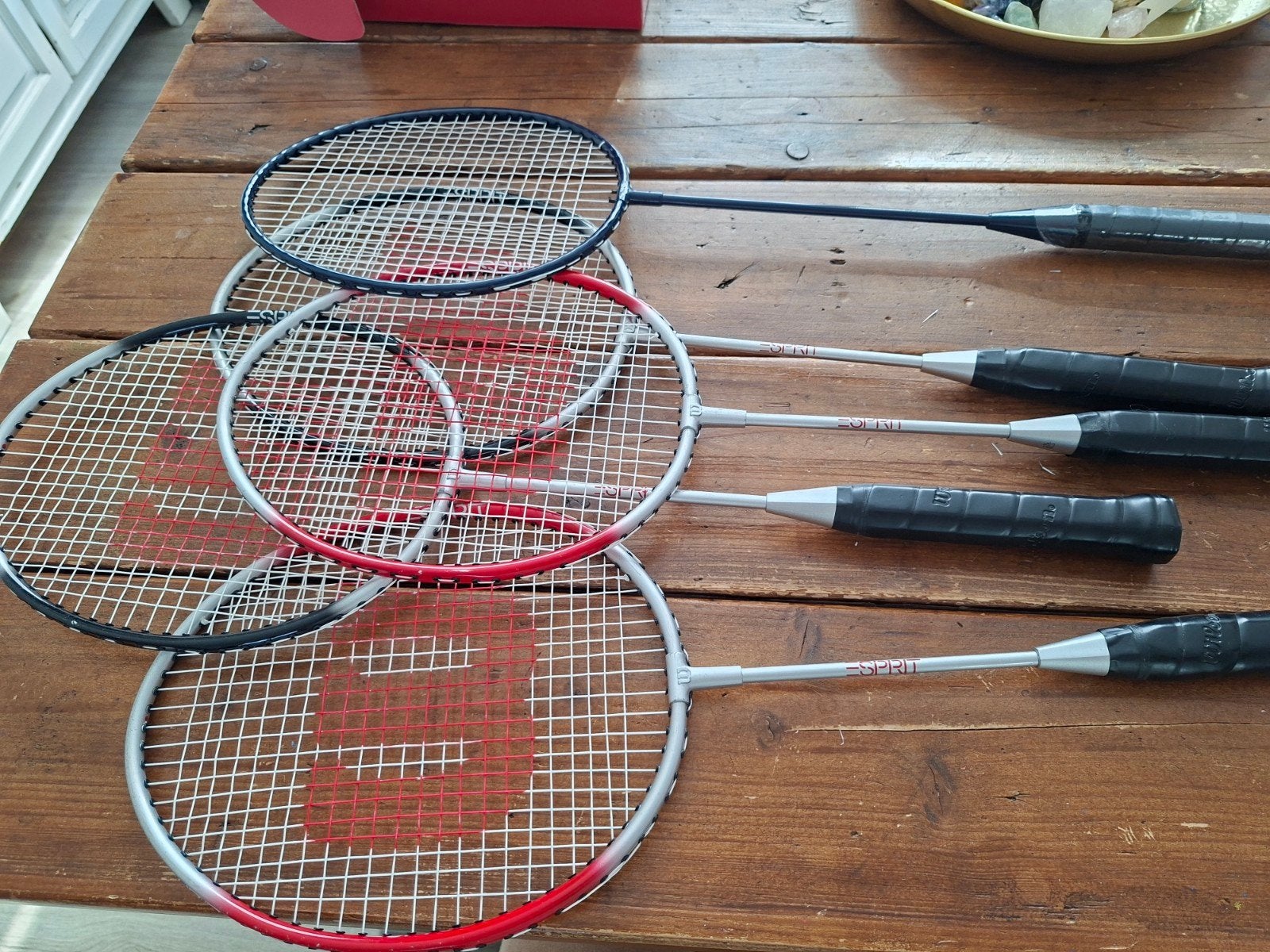 Set van 5 vrij nieuwe badmintonrackets, Ophalen of Verzenden, Zo goed als nieuw, Racket(s)