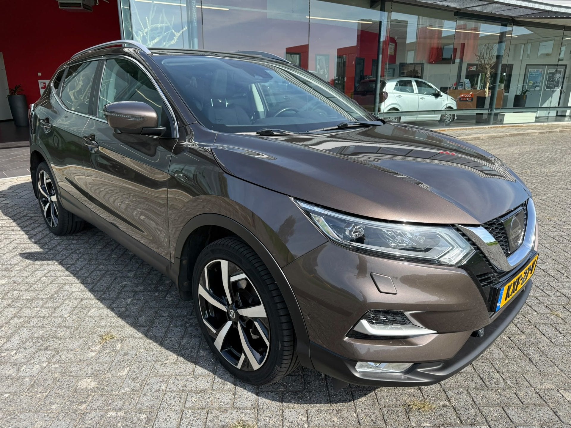 Nissan Qashqai 1.2 Tekna 17", Auto's, 12 maanden, Gebruikt, Bedrijf, 1000 kg