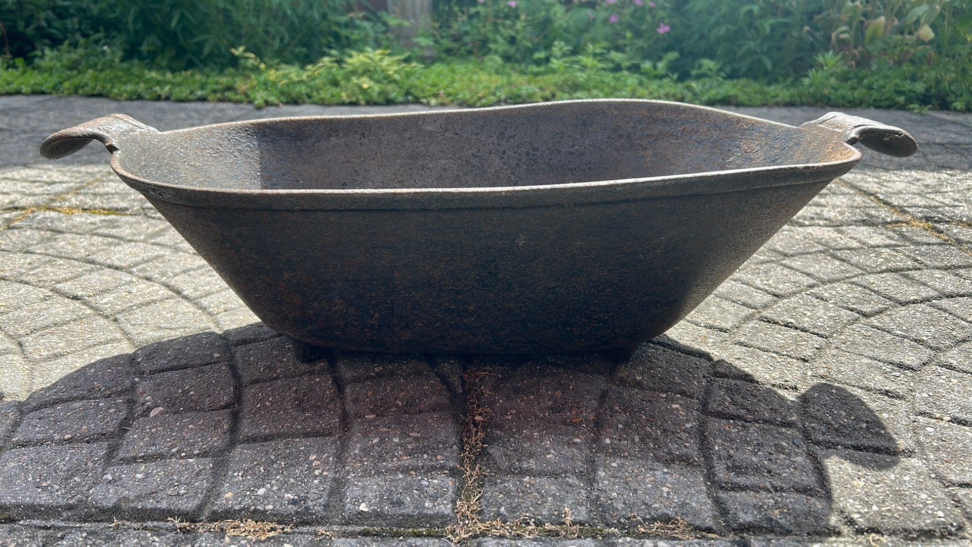 Gietijzeren vintage kolenkit /kolenbak van het merk DRU, Antiek en Kunst, Ophalen of Verzenden