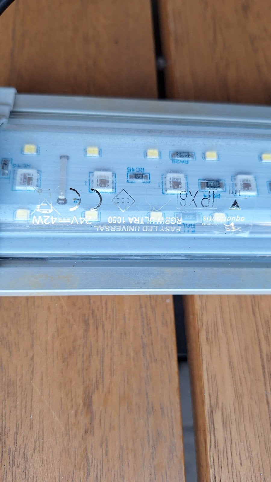 Aquatlantis EasyLED Universal Ultra 1050 42W met, Dieren en Toebehoren, Vissen | Aquaria en Toebehoren, Ophalen, Aquatlantis, Verlichting of Verwarming