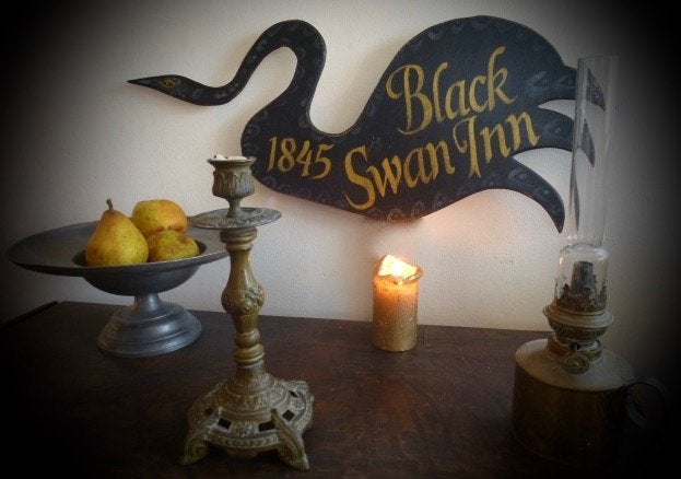 Houten zwarte zwaan wand bord/Black Swan/vintage/antiek sign, Vintage, Decoratieobject, 62 cm, Ophalen of Verzenden