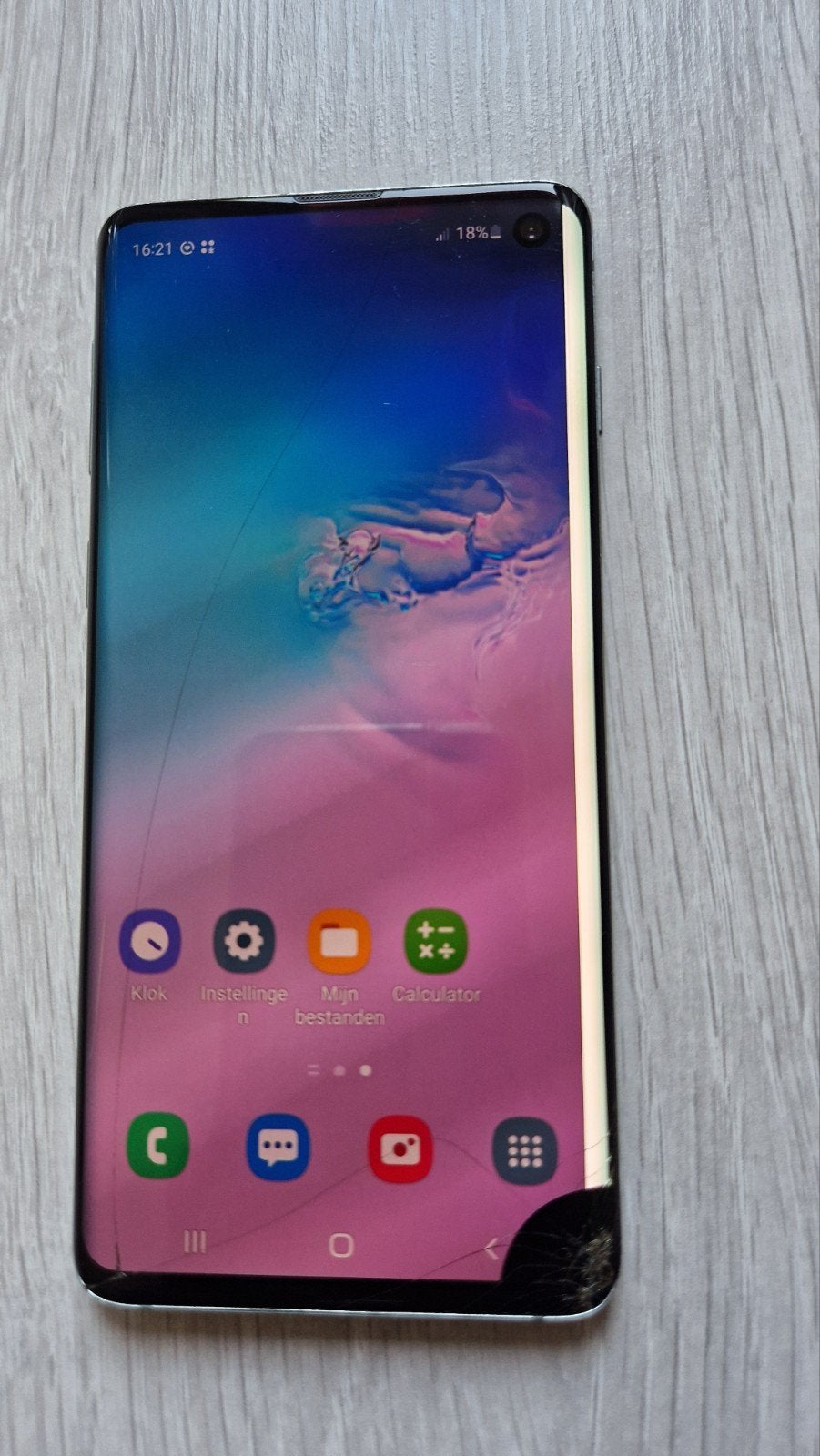 Samsung S10 met barsten, werkend, Gebruikt, Overige kleuren, Touchscreen, Ophalen of Verzenden