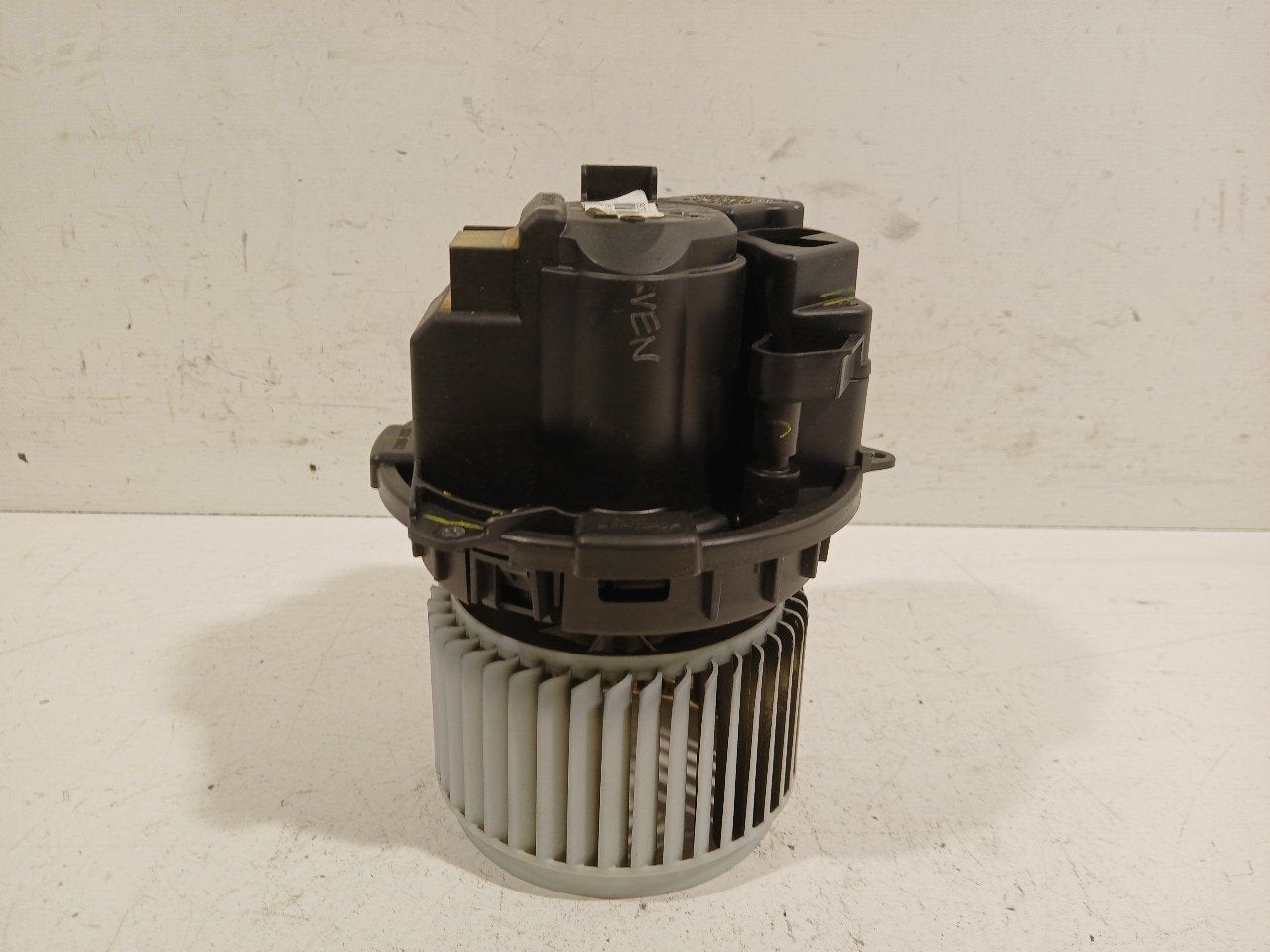 Kachel ventilator motor Renault Clio, Onderdelen@venauto.nl, Van der Ven Autorecycling B.V., Gebruikt, Ettenseweg 76, 4706 PB Roosendaal, The Netherlands
