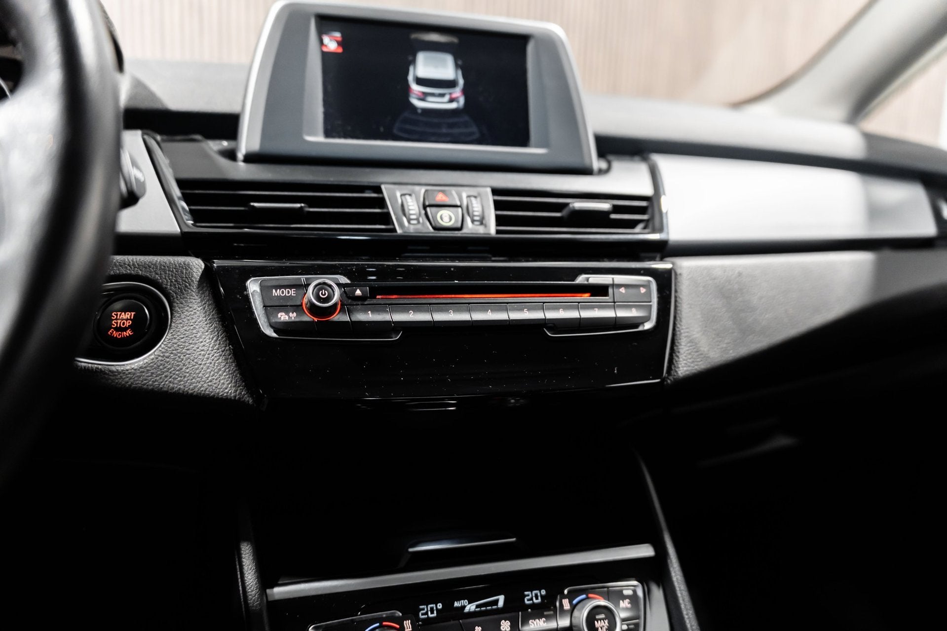 Foto 17 van BMW 2-serie Active Tourer 220i Leder PDC Automaat Stoelverwa