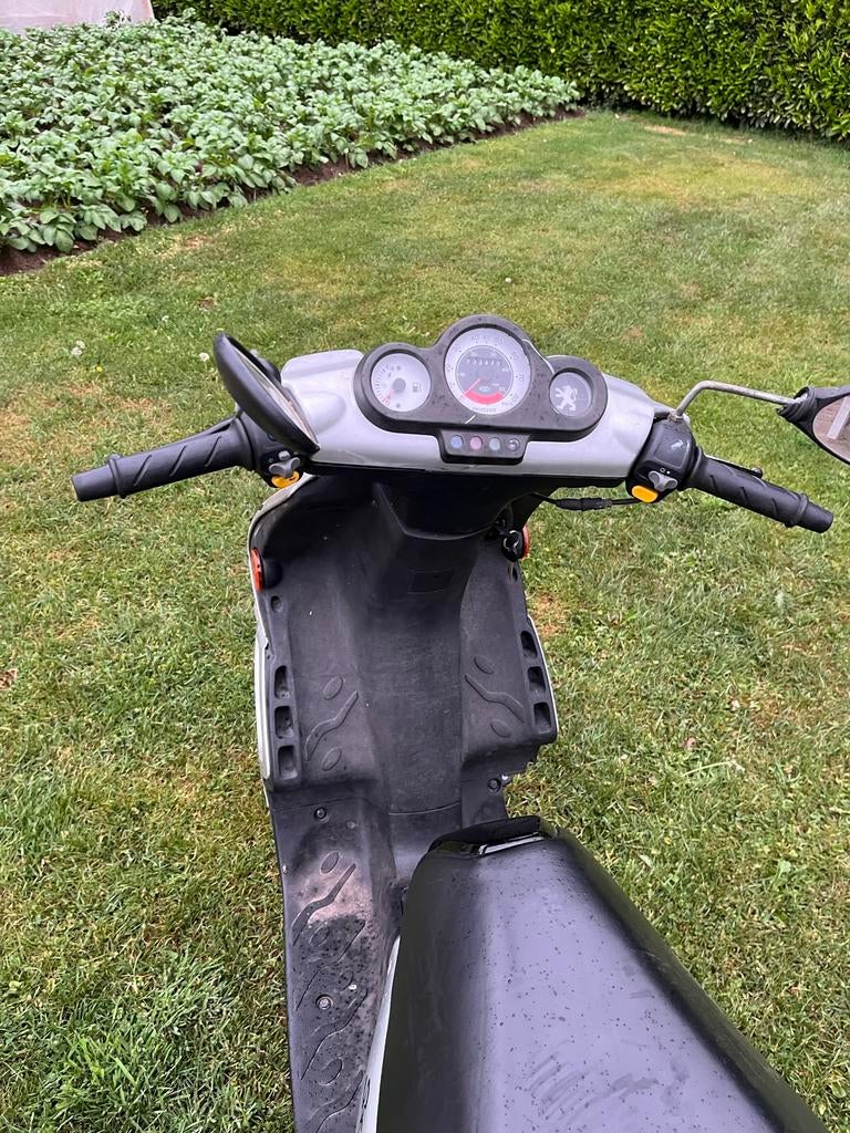 Peugeot Speedfight 2 - Opknapper met blauw kenteken, Fietsen en Brommers, Brommers | Peugeot, Ophalen, Gebruikt, Maximaal 25 km/u