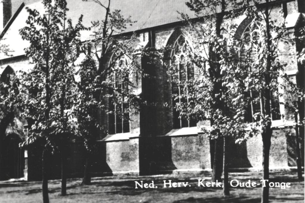 988127 Oude-Tonge 1970 ZH Herv kerk _Nette oude kaart, Ophalen of Verzenden, 1960 tot 1980, Ongelopen, Zuid-Holland
