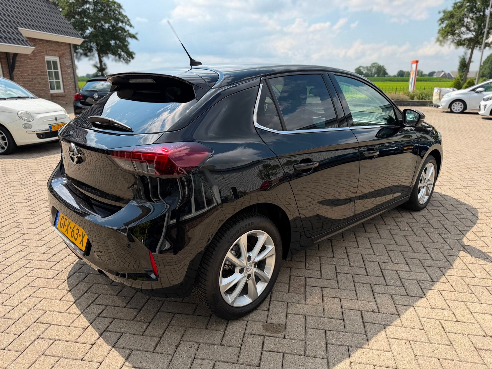 Opel CORSA Opel CORSA 1.2 Ultimate Elegance/ Carplay/ Camera, Auto's, Voorwielaandrijving, 101 pk, Gebruikt, Euro 6