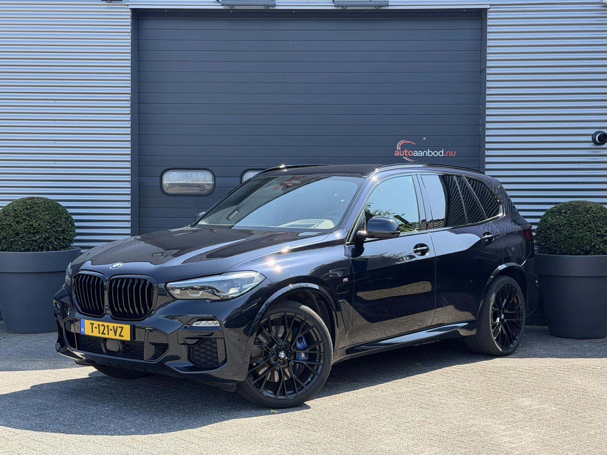 BMW X5 xDrive45e High Executive M-Sport | Luchtvering | 22 I, Gebruikt, 394 pk, Zwart, Vierwielaandrijving