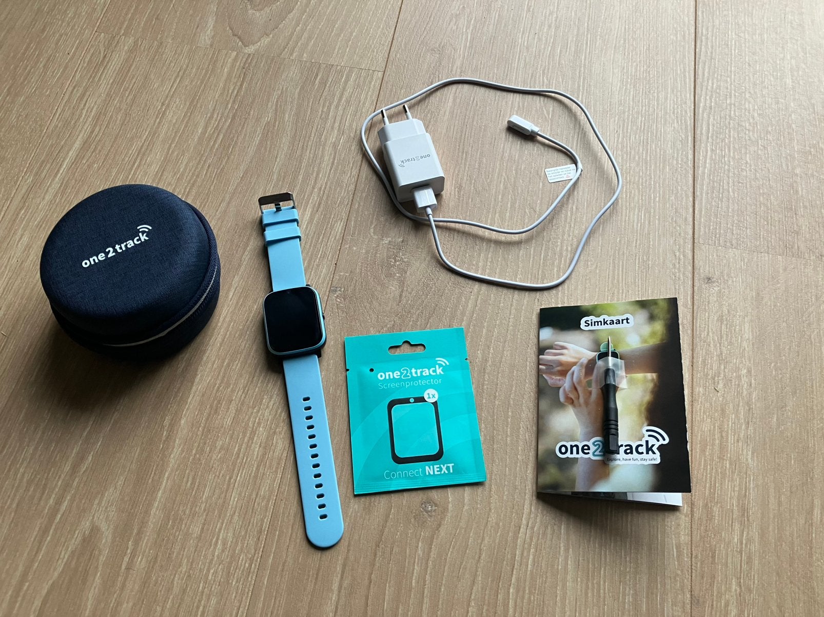 One2Track Connect NEXT blauw GPS horloge incl. acc. NIEUW!, Ophalen of Verzenden, Nieuw, Blauw, Jongen of Meisje